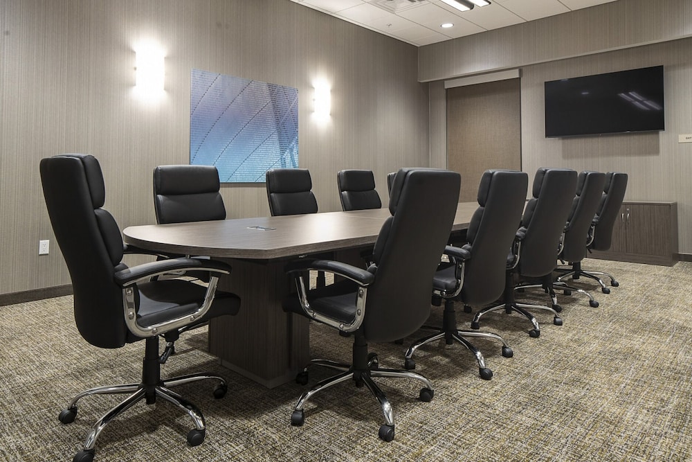 SpringHill Suites by Marriott Charlotte Huntersville 30/42