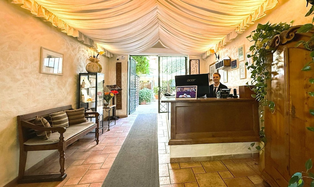 Relais Le Clarisse A Trastevere 4/78