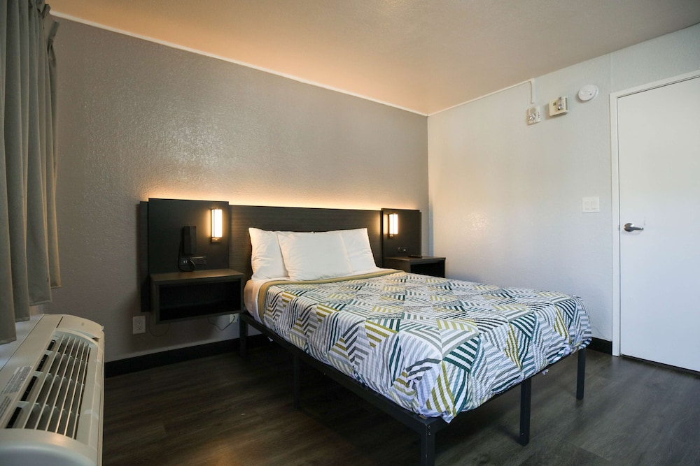 Motel6 Sacramento, CA - Central 27/43