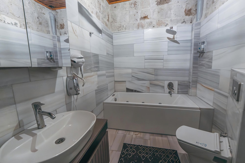 Belenus Cave Hotel 39/50