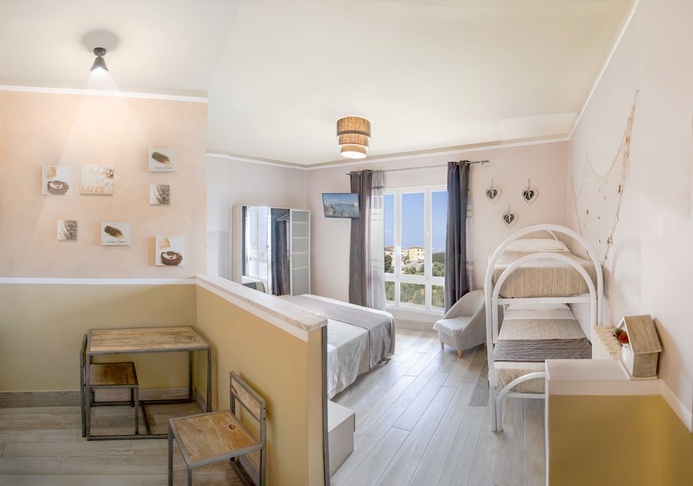 Albergo Serena 42/44