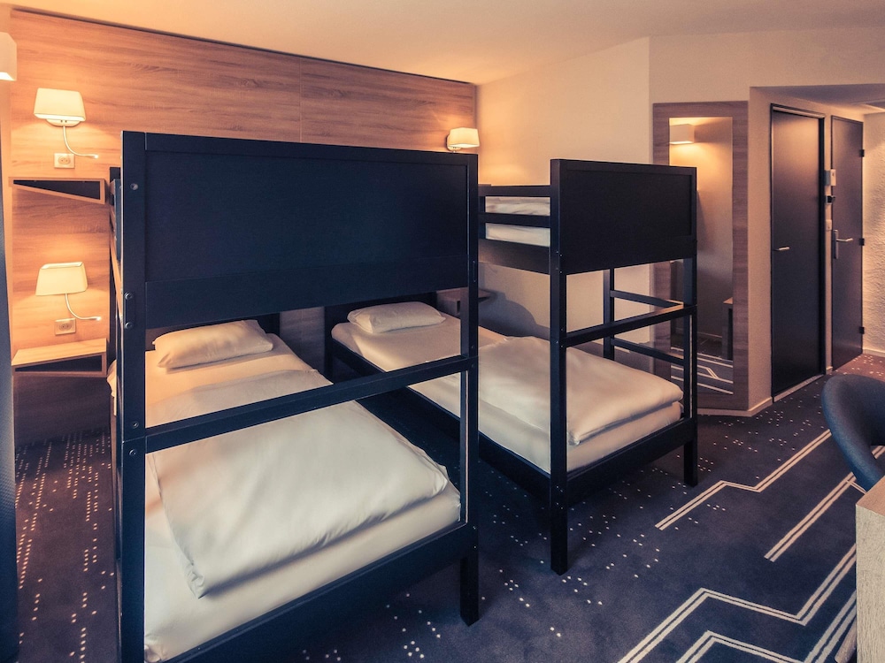 Mercure Poitiers Site du Futuroscope Hotel 37/76