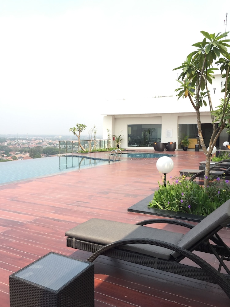 Hotel Ciputra Cibubur managed by Swiss-Belhotel International 42/75