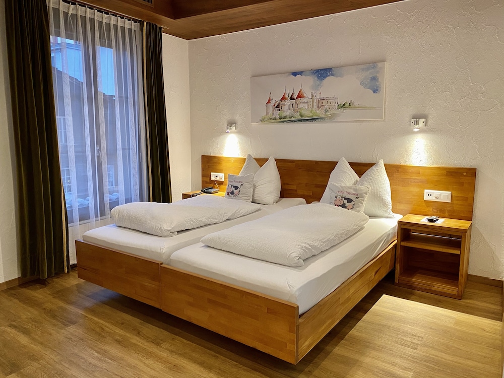 Hotel Toscana 8/55