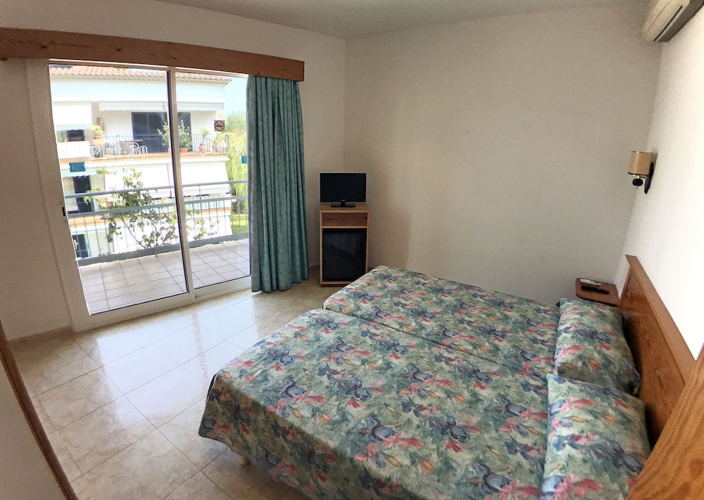 Hotel Portbo 4/37