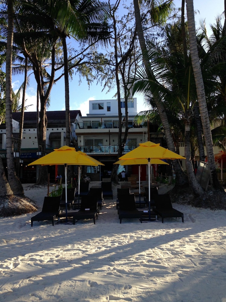 Zuzuni Boutique Hotel 38/50