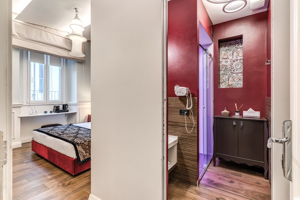 Rhea Silvia Luxury Rooms Spagna 21/50