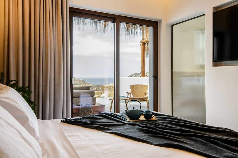 Super, Deluxe, Suite, King Bed, Sea View, Private Pool