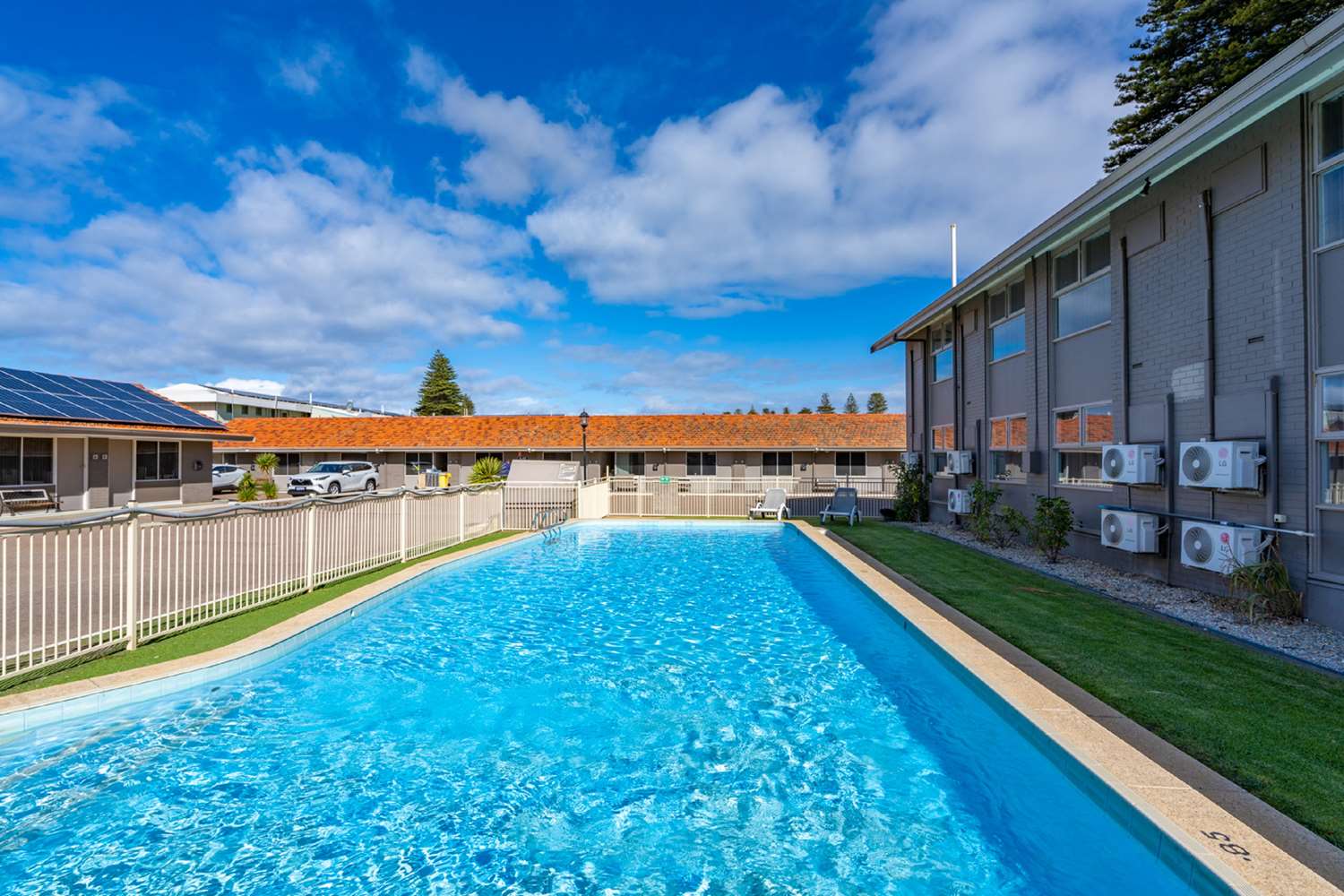 Hospitality Esperance, SureStay Collection by Best Western 69/74