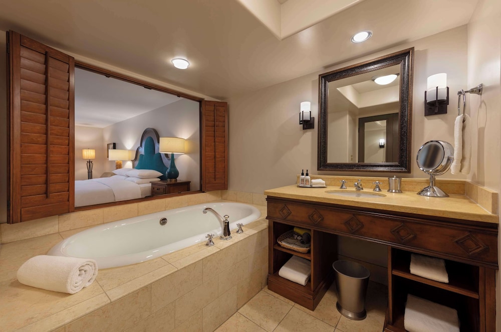 Estate, 2 Double Beds, Royal Palms Resort And Spa In the Unbound Collection By Hyatt Formerly Royal Palms Resort And Spa 5/8