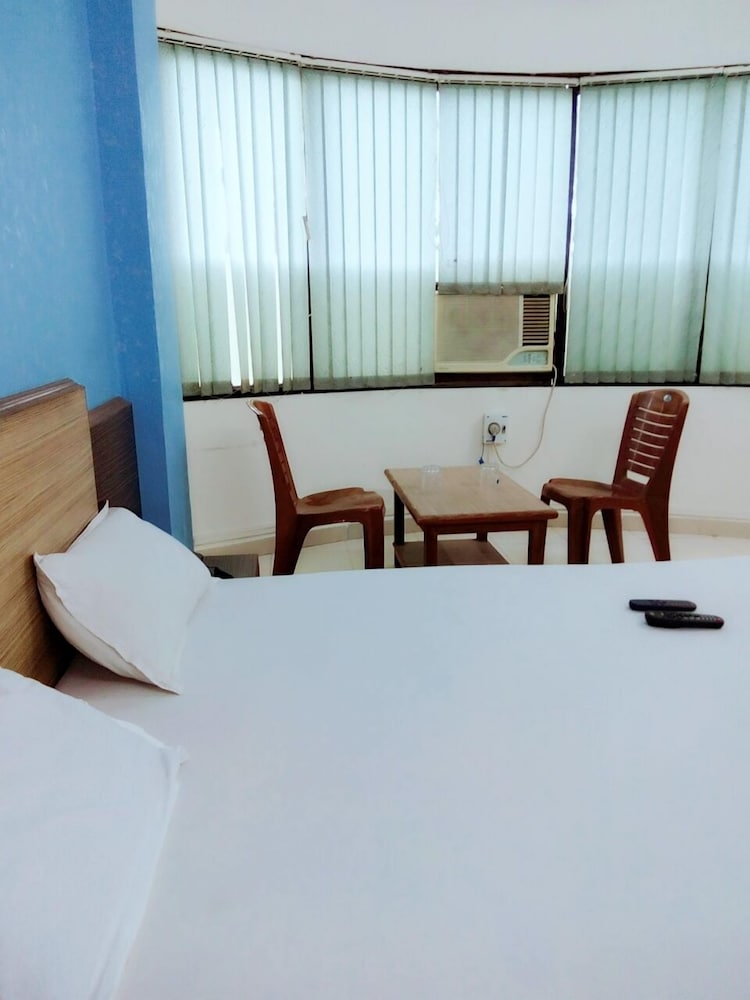 Hotel Sai Samrat Inn 16/32
