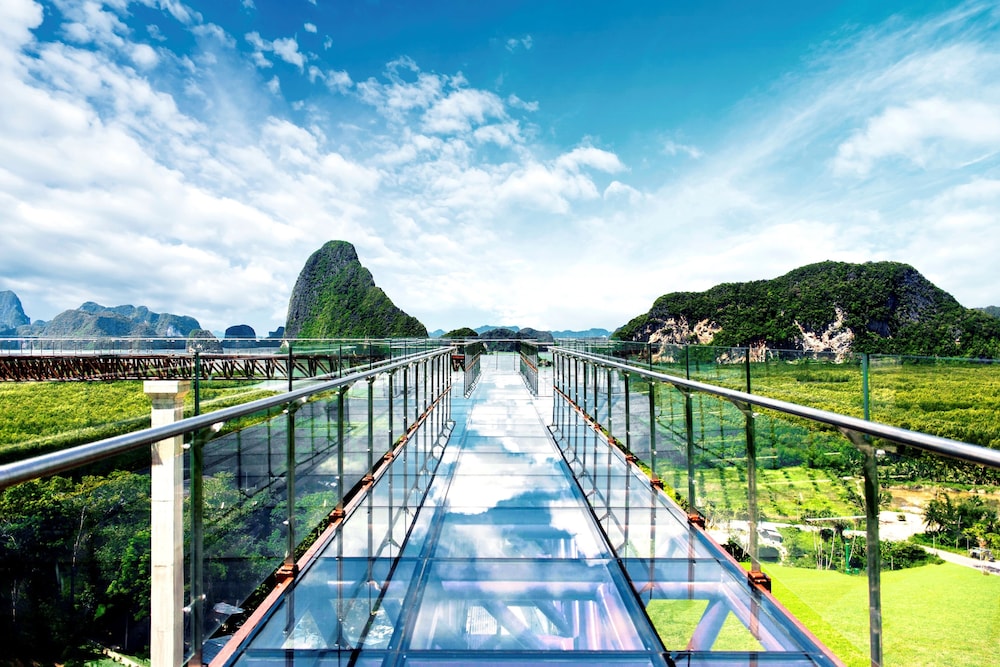 Beyond Skywalk Nangshi 41/66