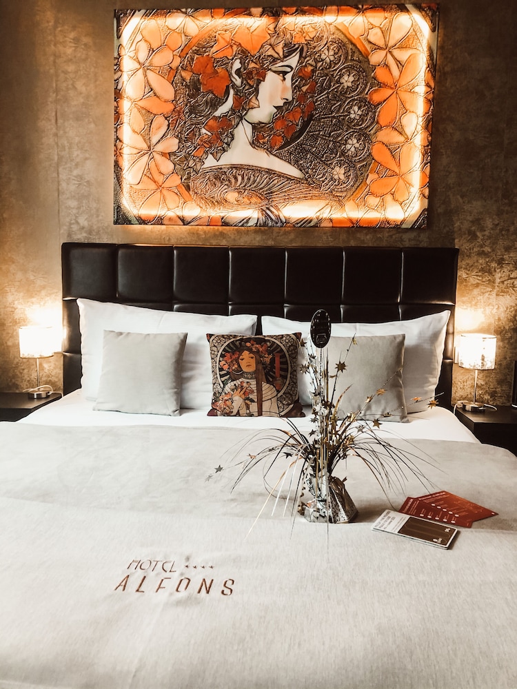 Alfons Boutique Hotel 66/75