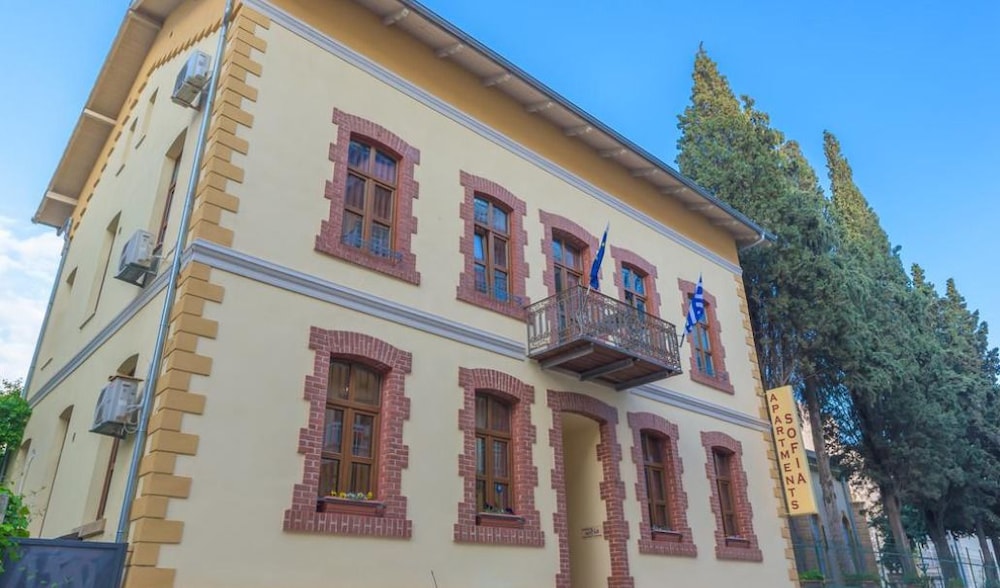Sofia Apartments 3/27