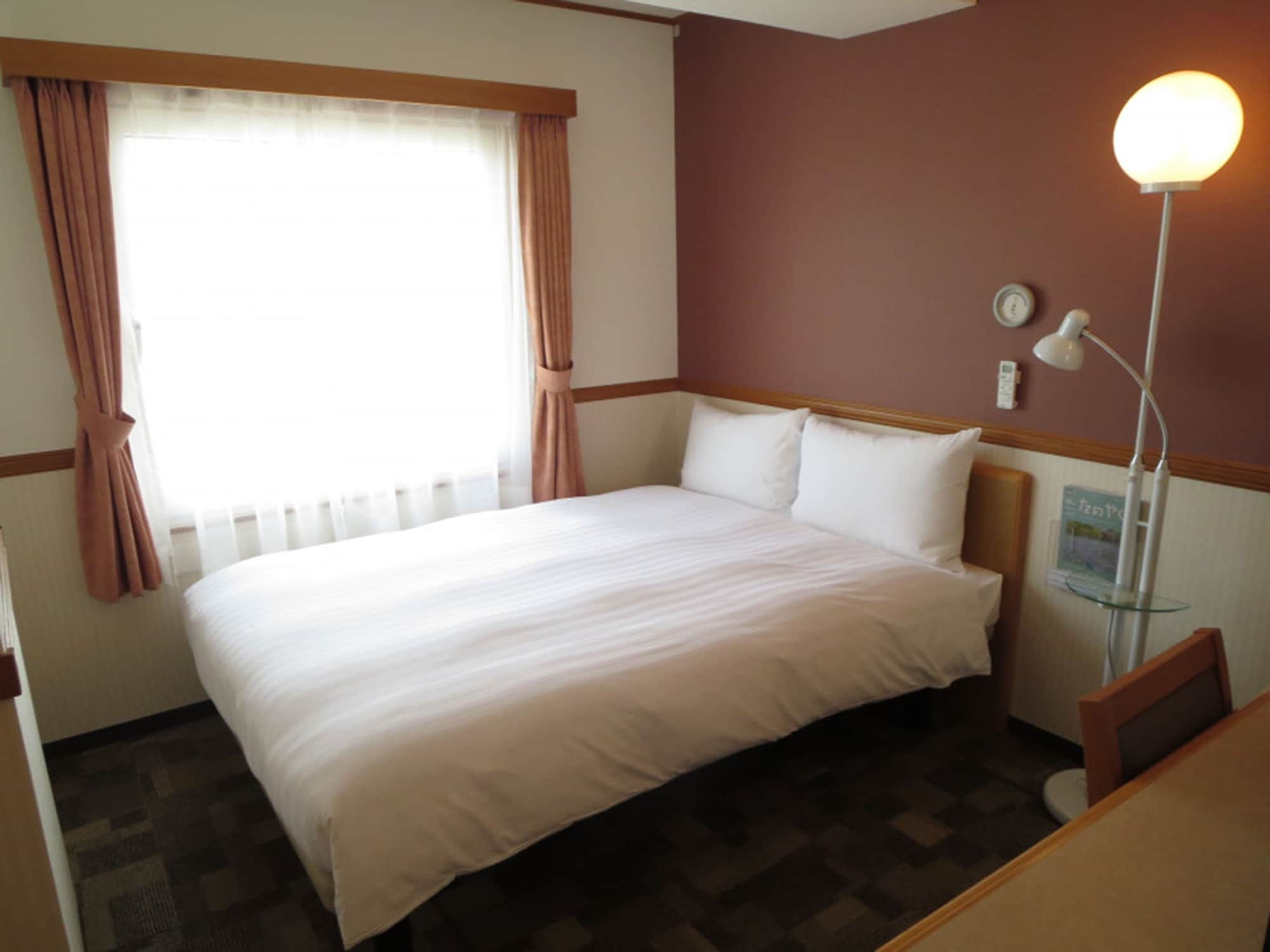 ECONOMY, DOUBLE BED