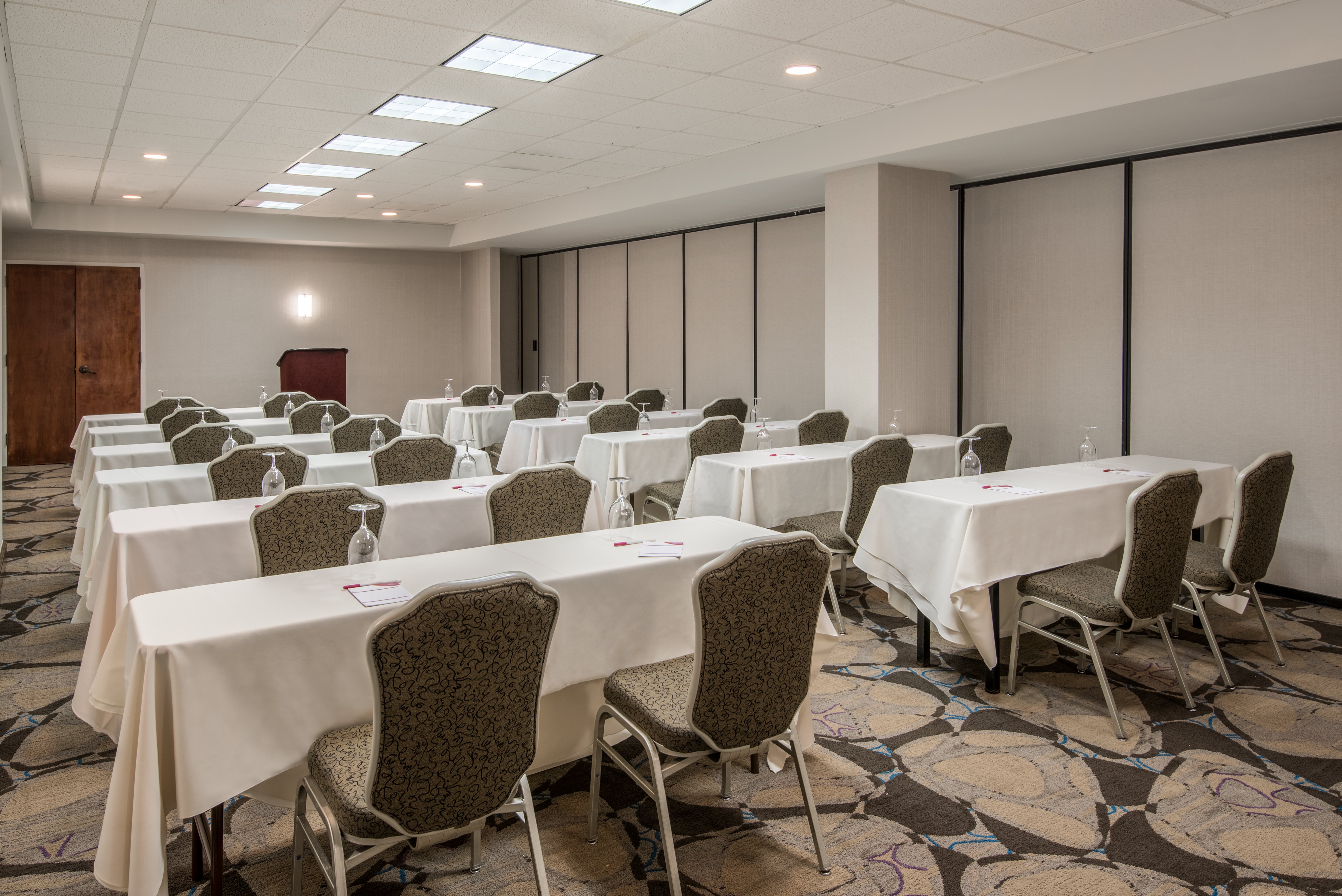 Crowne Plaza Memphis Downtown 35/50