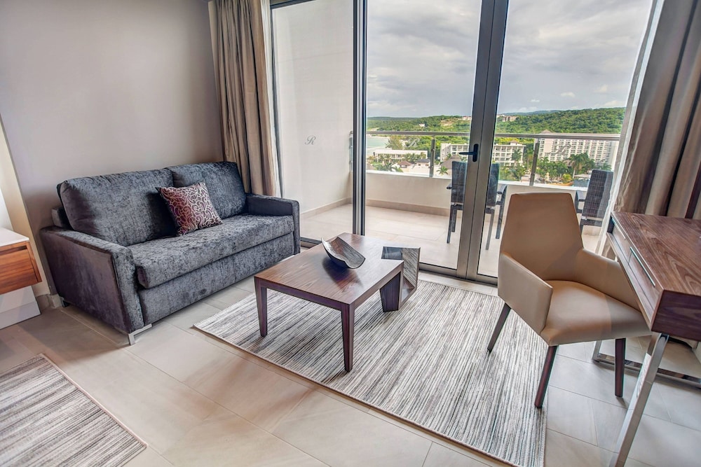 Royalton Blue Waters Montego Bay, An Autograph Collection All-Inclusive Resort 44/84