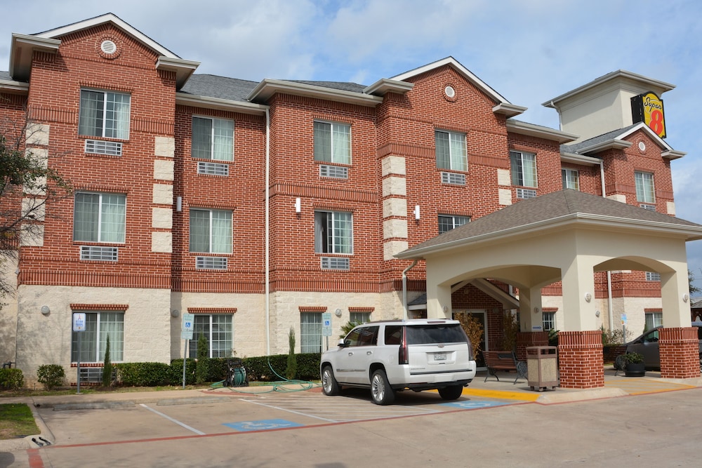 Super 8 By Wyndham Austin/Airport South 49/49