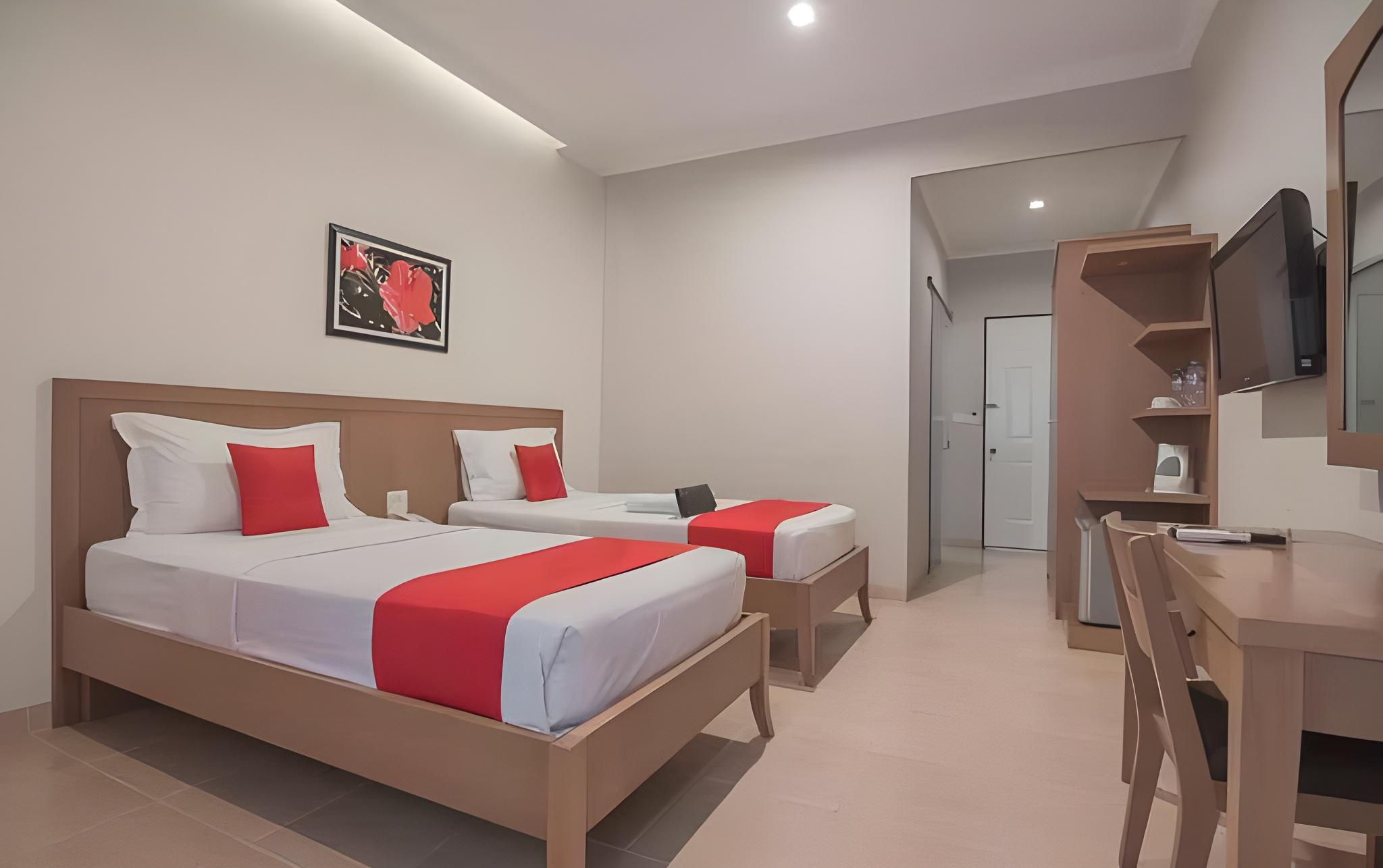 U Village Hotel And Villa 12/38
