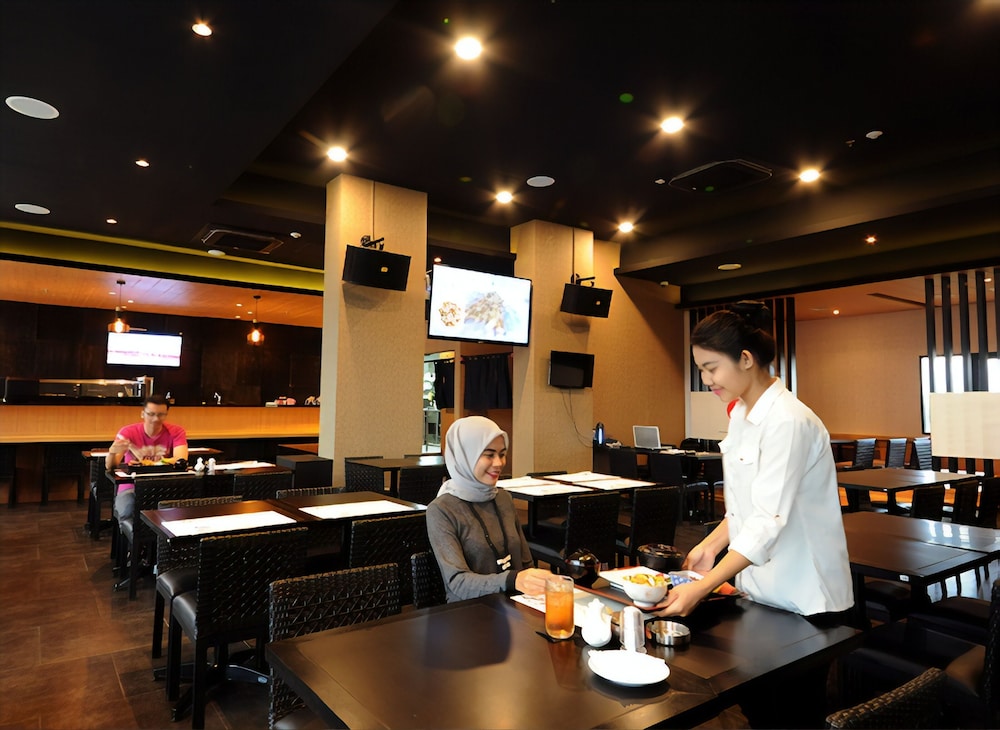 Azalea Suites Cikarang by Jayakarta Group 20/33