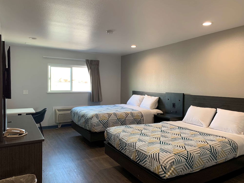 Motel6 Bullhead City, AZ 9/27