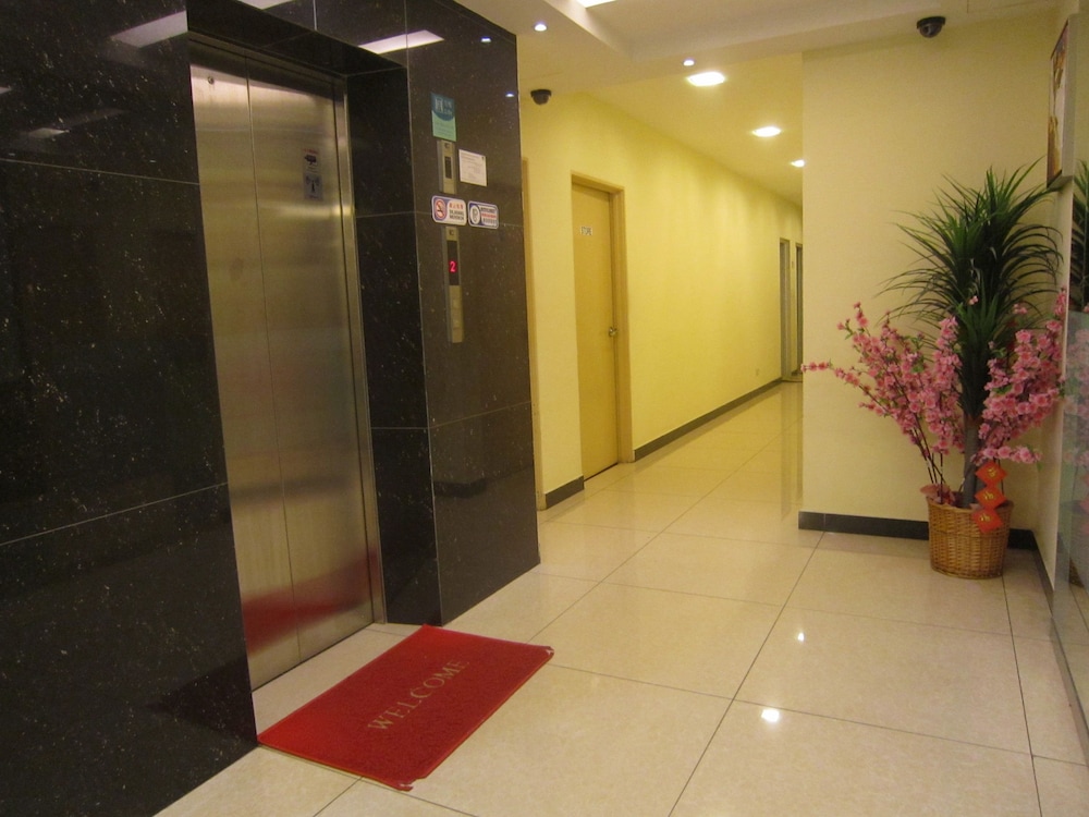 City Comfort Inn Puchong 7/56
