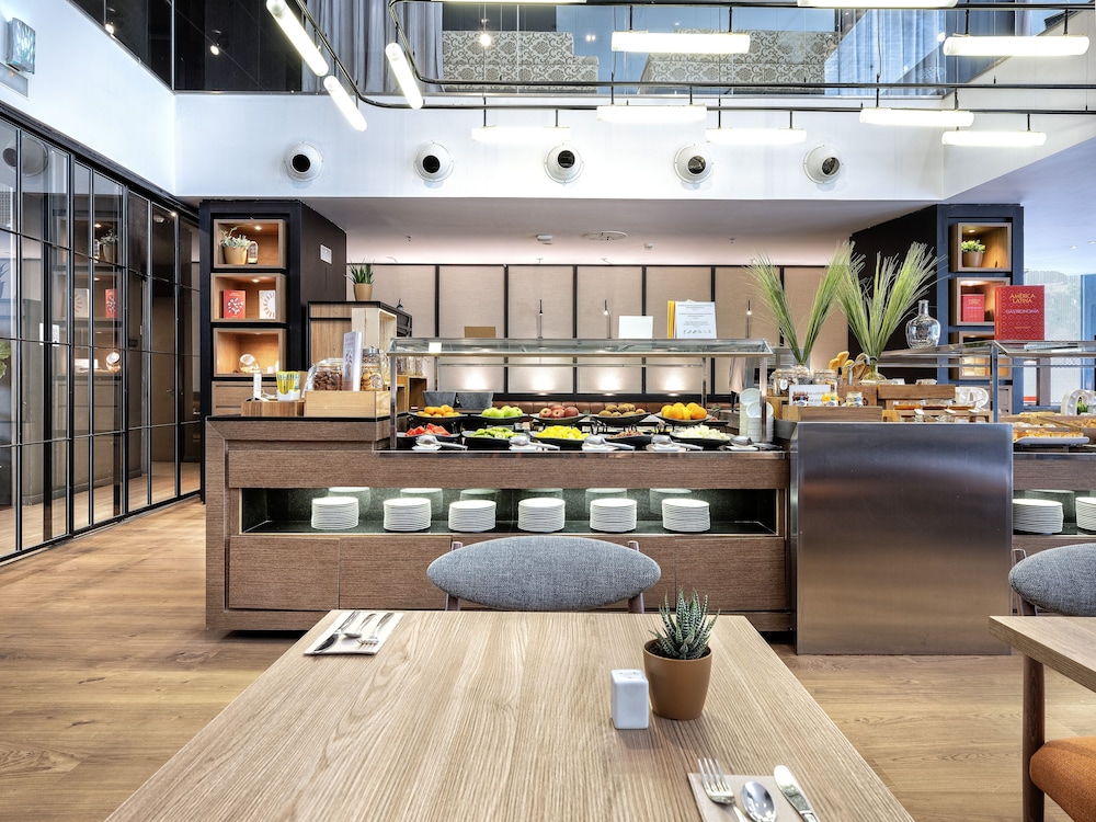 Hotel Barcelona Condal Mar Affiliated by Melia 54/67