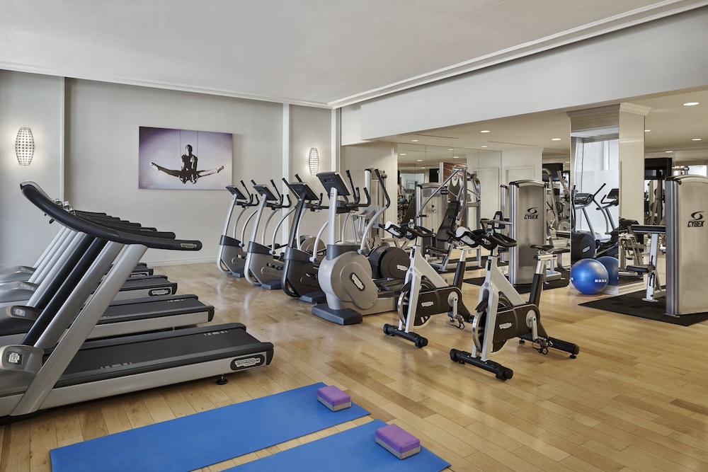 Ritz Carlton Pentagon City 18/59