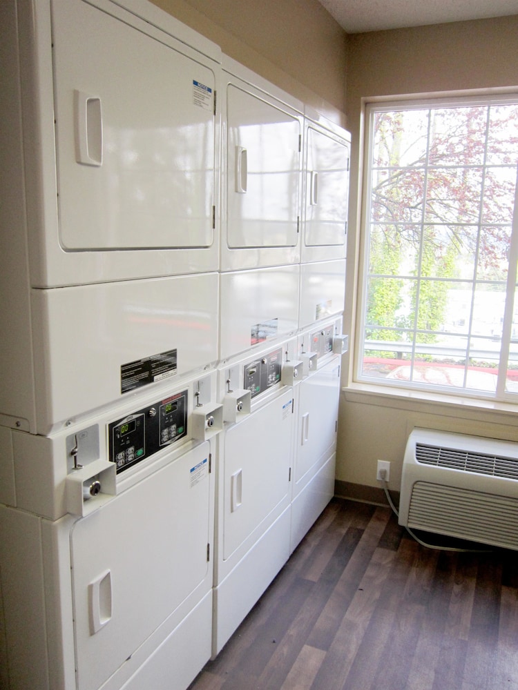 Extended Stay America Seattle-Bellevue-Factoria 42/54