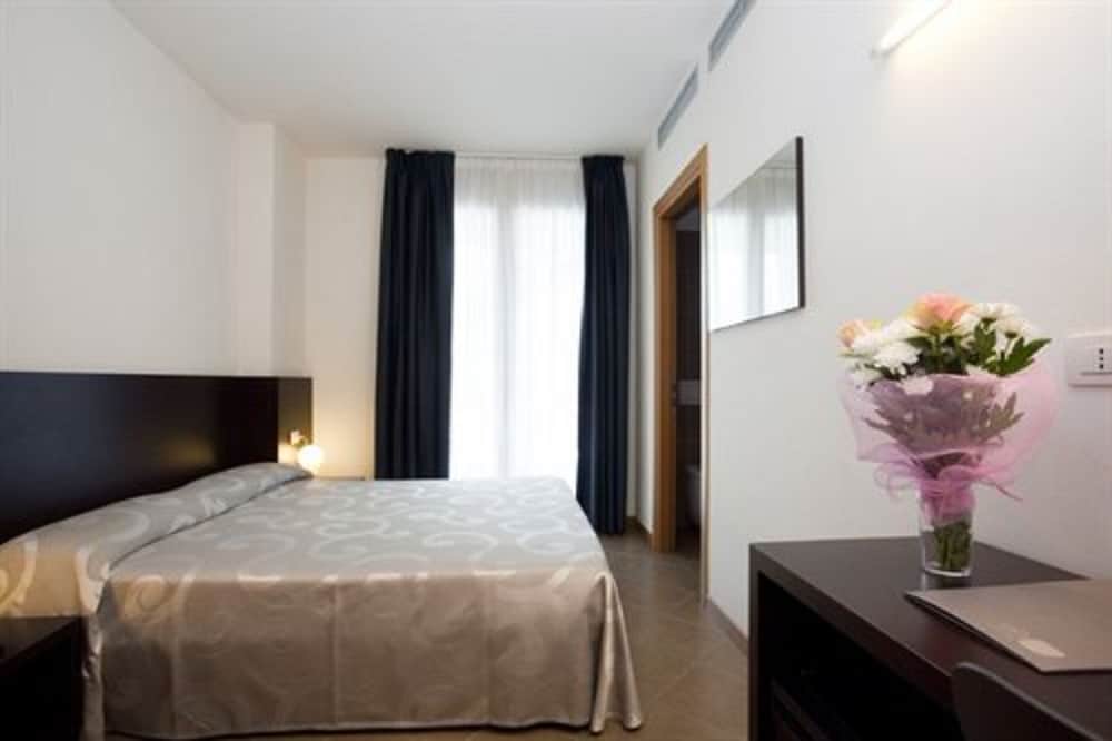 Hotel Eden 17/62