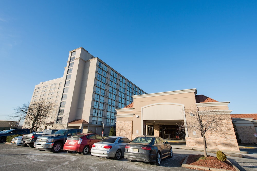 Holiday Inn Newark International Airport An Ihg Hotel 3/84
