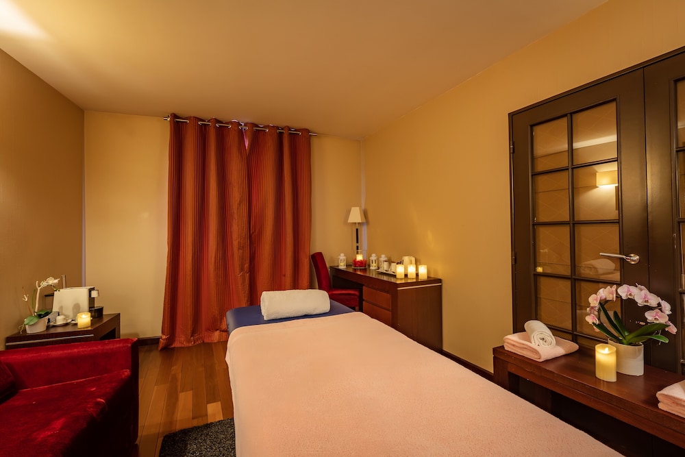 Hotel de Berny 16/58