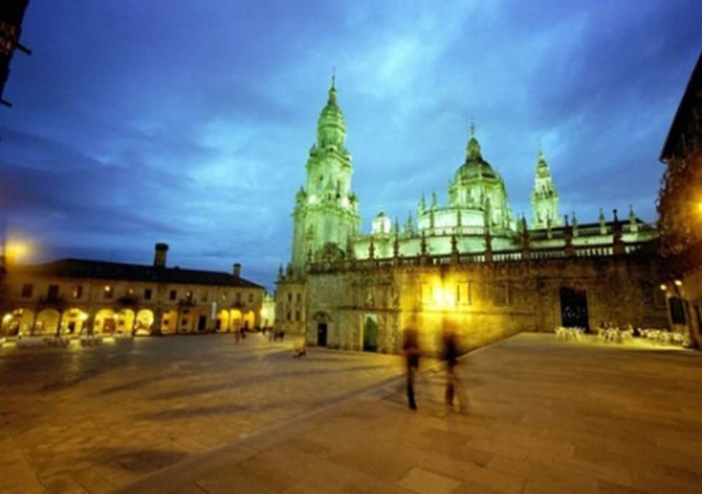 Sete Artes by Como en Casa in SANTIAGO DE COMPOSTELA