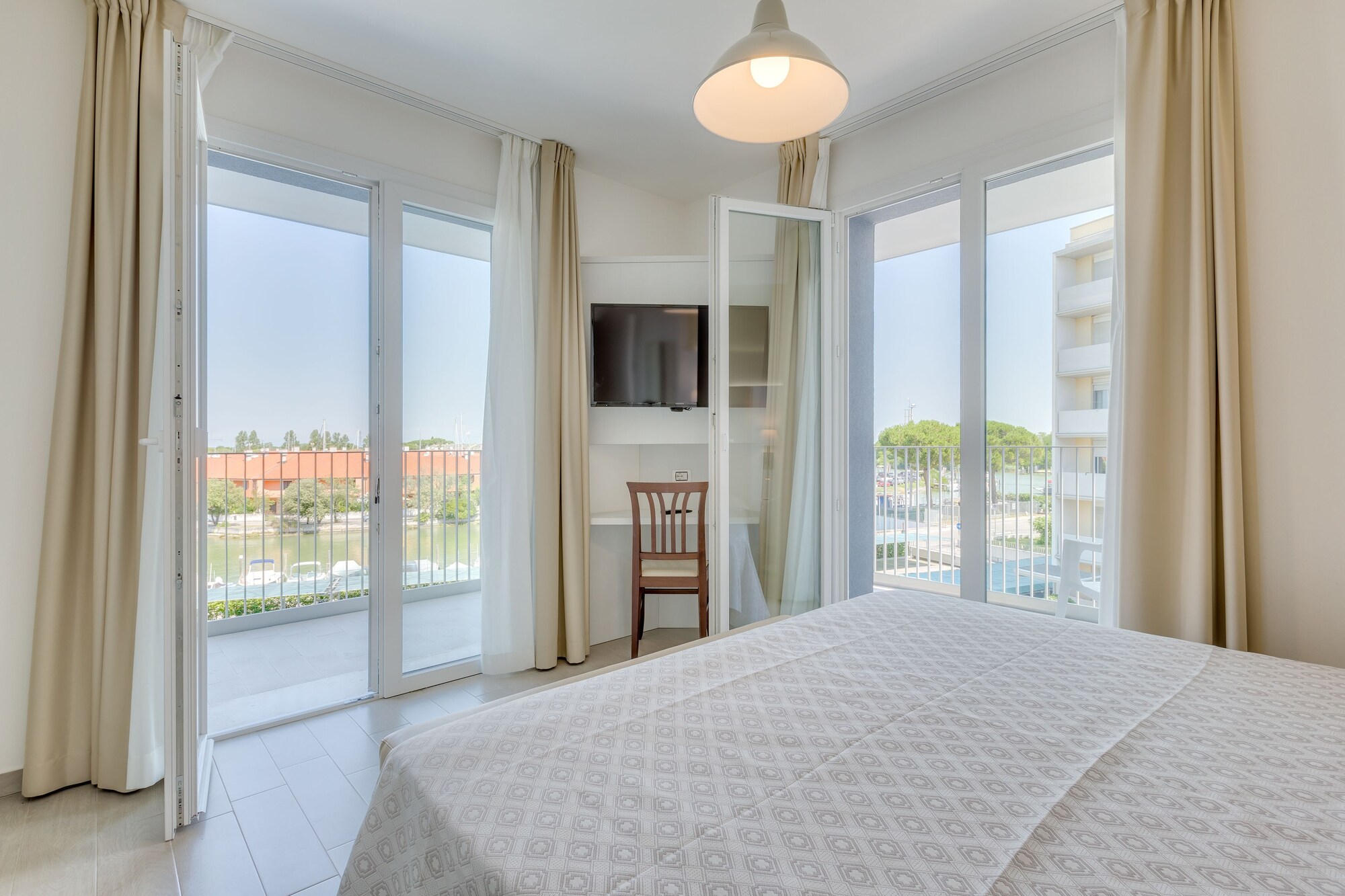 Junior Suite, Double Bed, Sofa