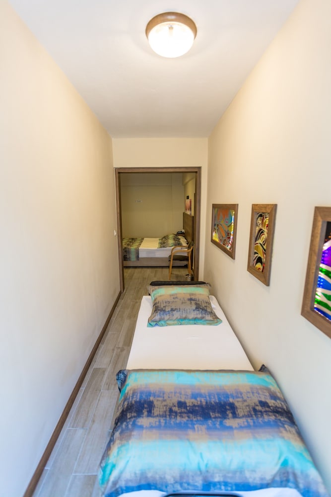 Old Town Boutique Hotel 17/50