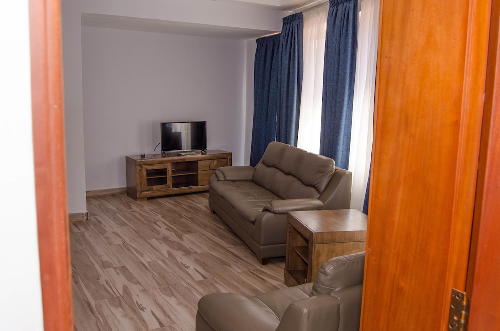 Nile Village Hotel 20/40
