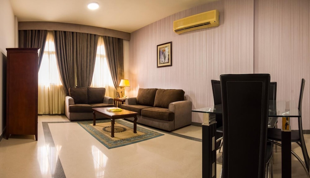 Safeer Plaza Hotel 31/50