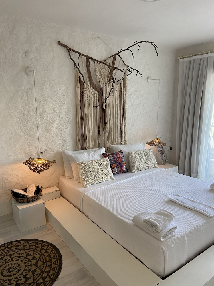 Bedroom Hotel Alacati 9/44