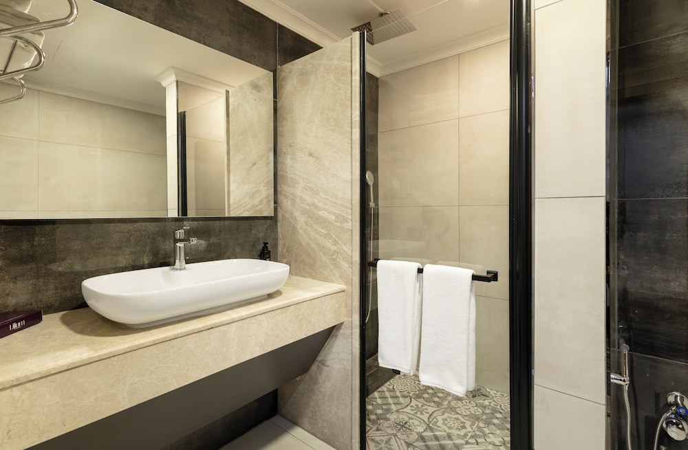 Lilium Hotel & Suites Bursa 46/49