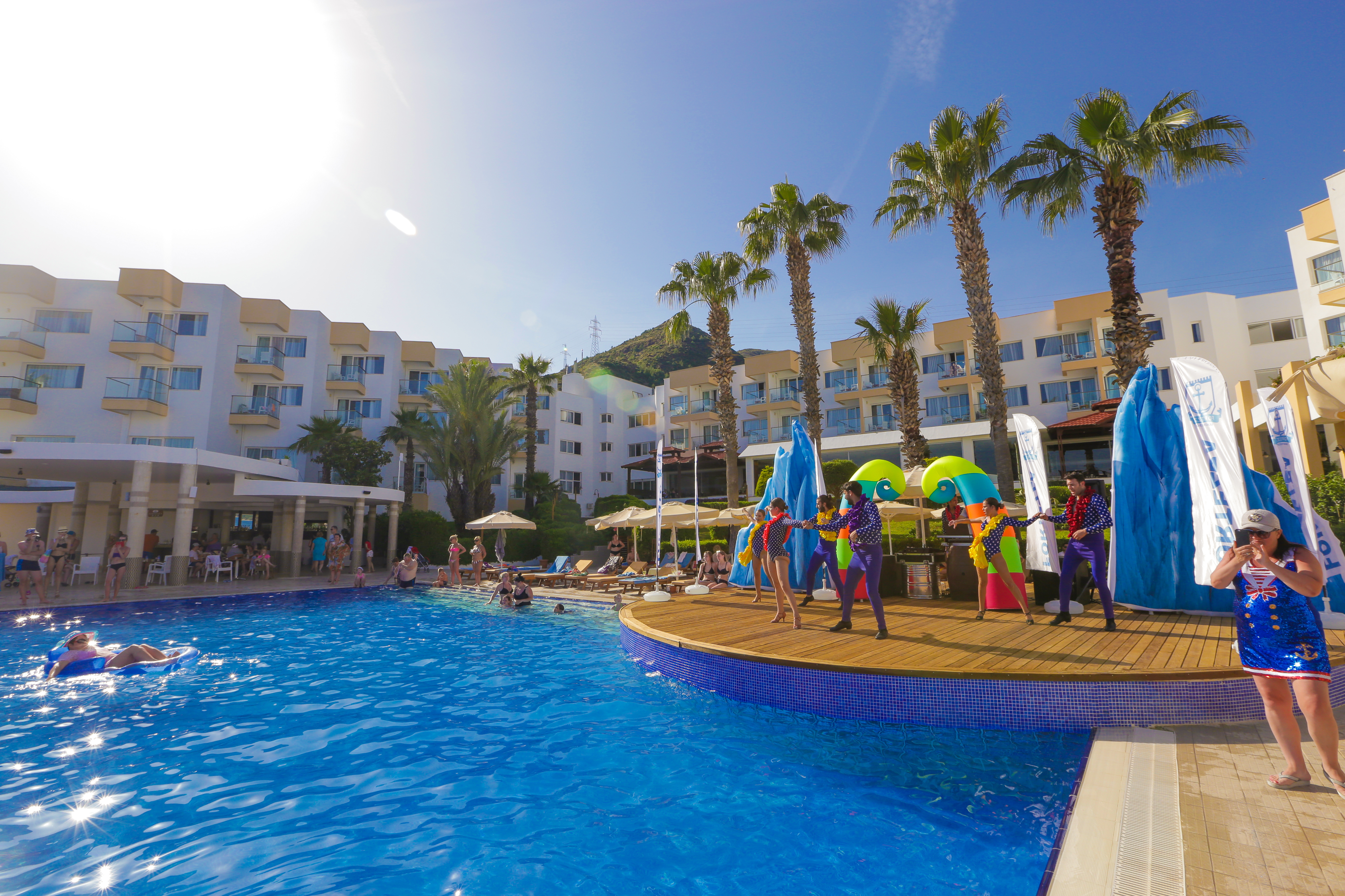 Fortezza Beach Resort 45/55