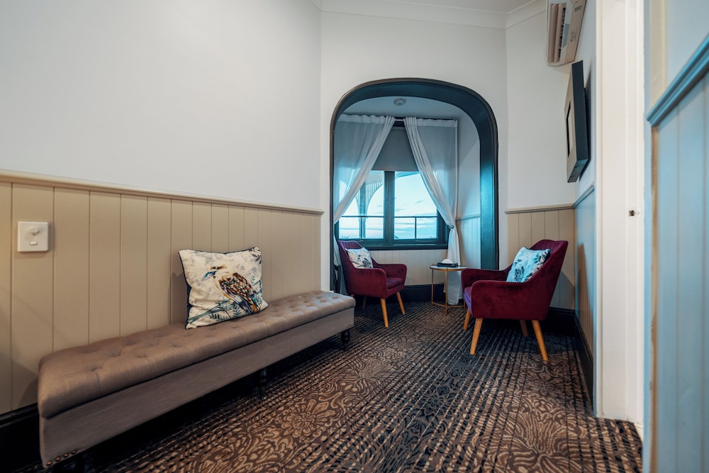 CREMORNE POINT MANOR 42/73