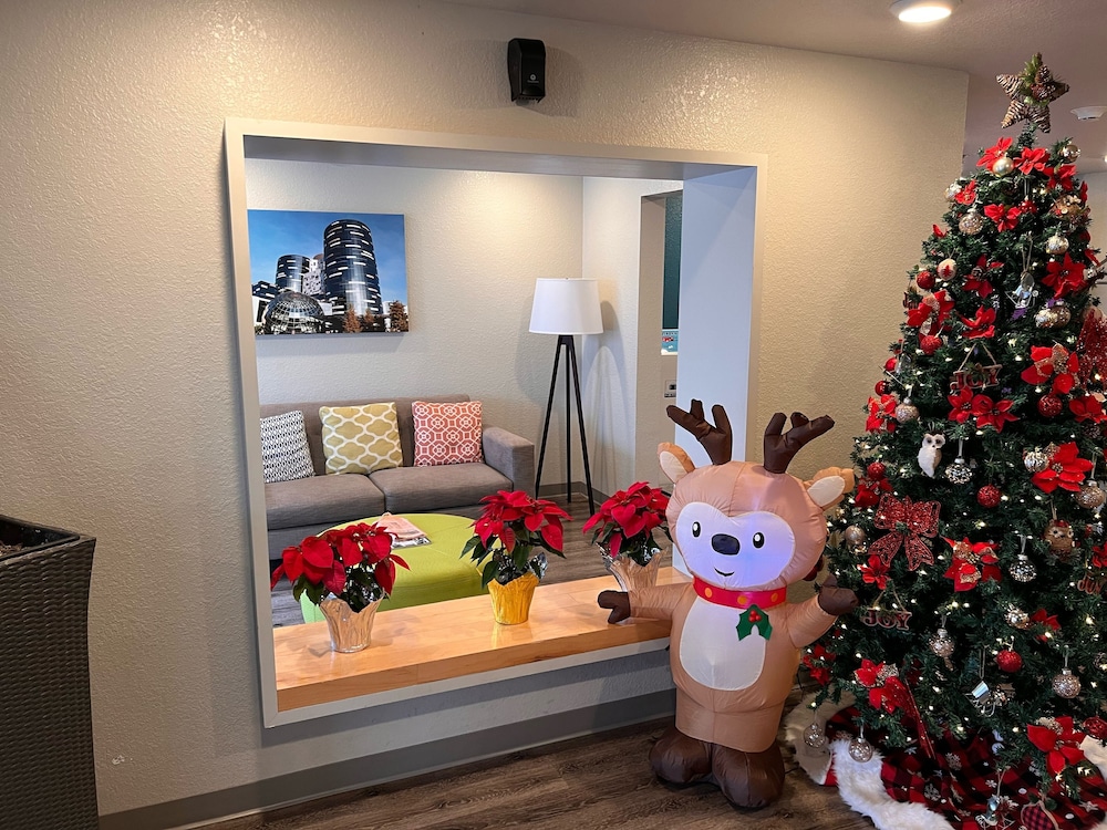 Woodspring Suites Orlando International Drive 40/43