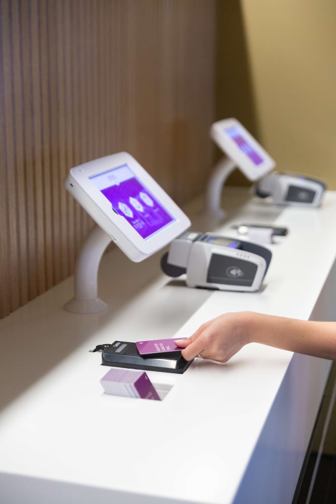 YOTEL San Francisco, Select by Hilton 71/76