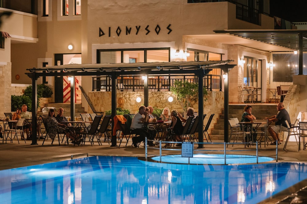 Dionysos Apartments And Studios 6/61