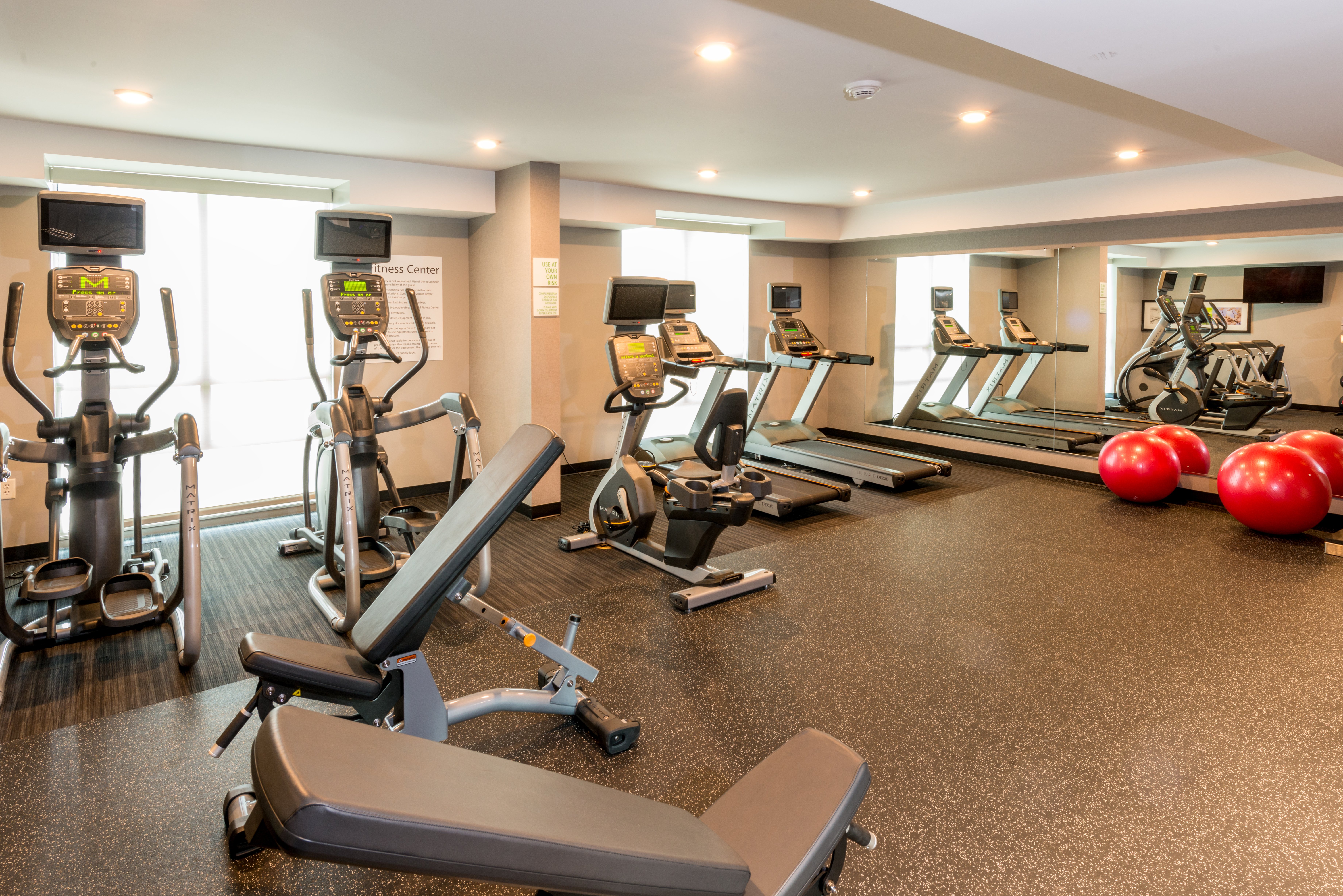 Holiday Inn Paducah Riverfront 37/78