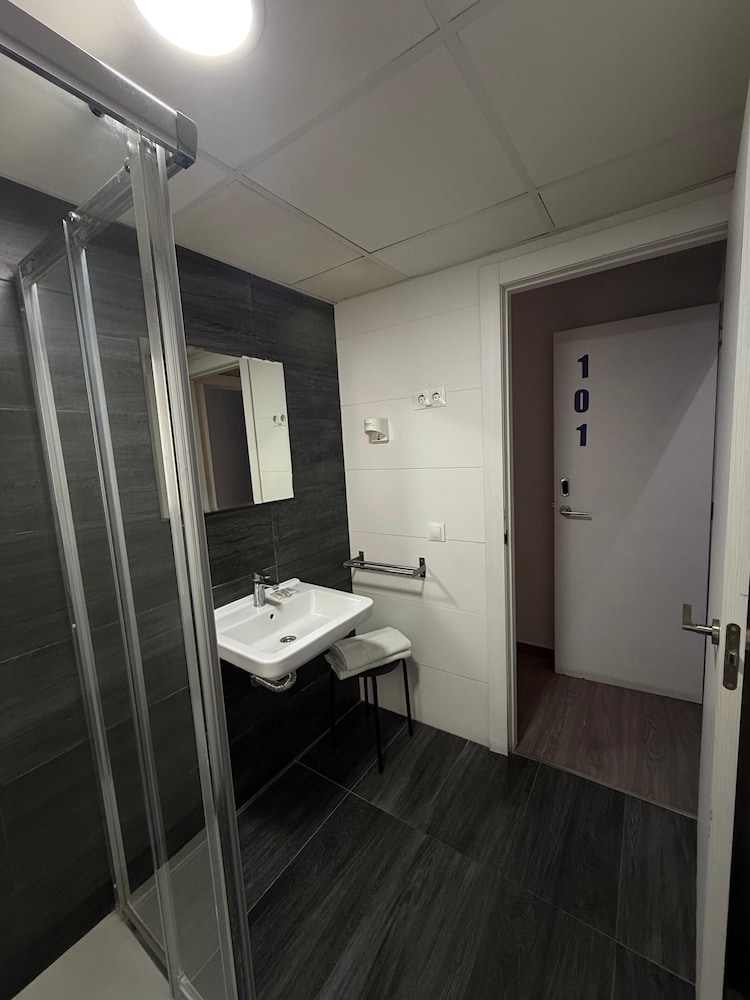 Hostal Boutique Benidorm Blue Beach 28/36
