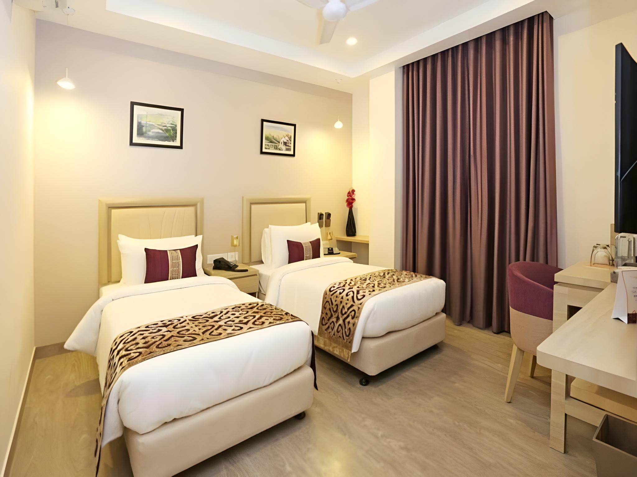 HOTEL PARADOR AGRA 22/45
