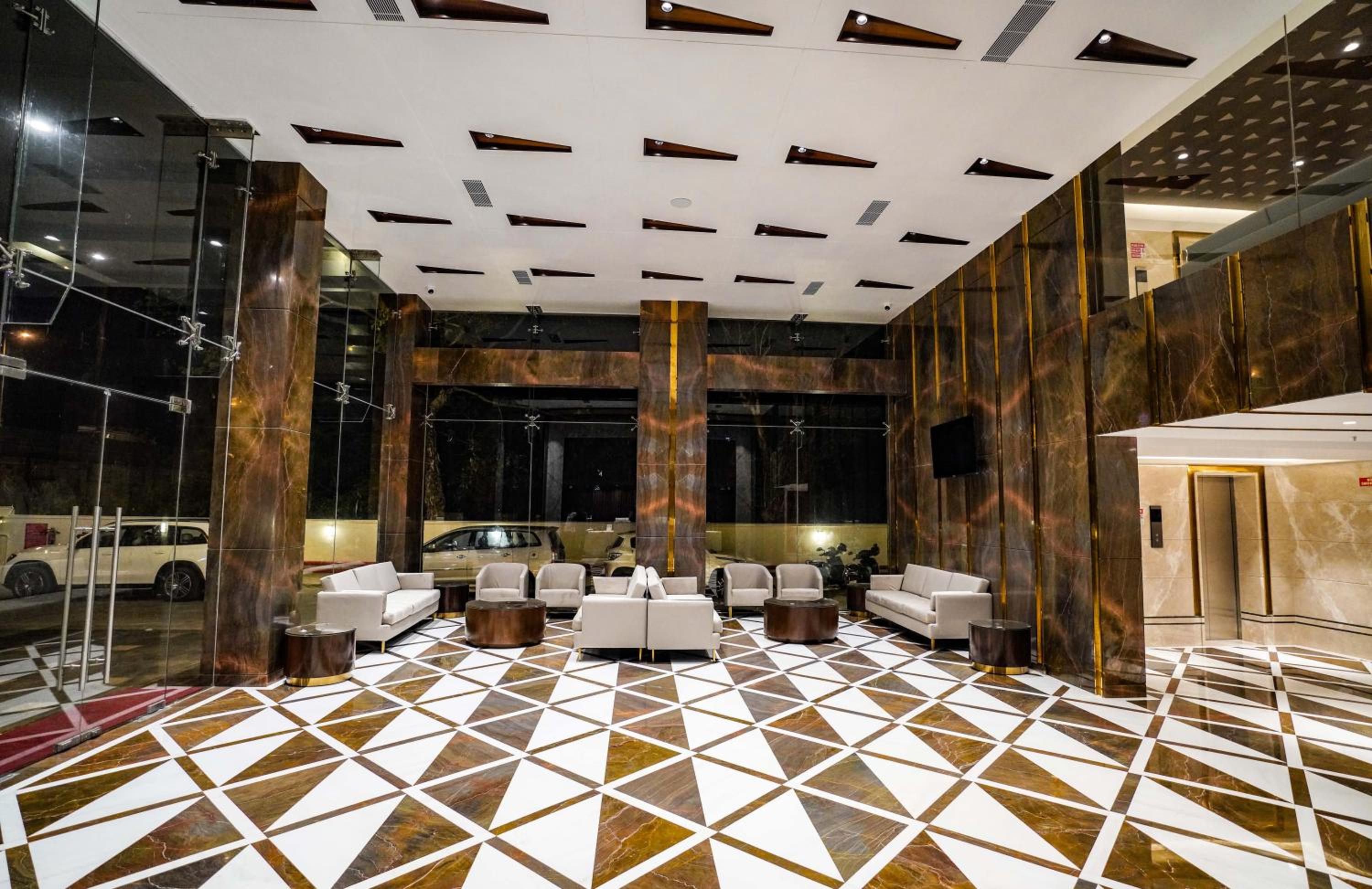 UVA Manish Hotel Kundapur 7/17