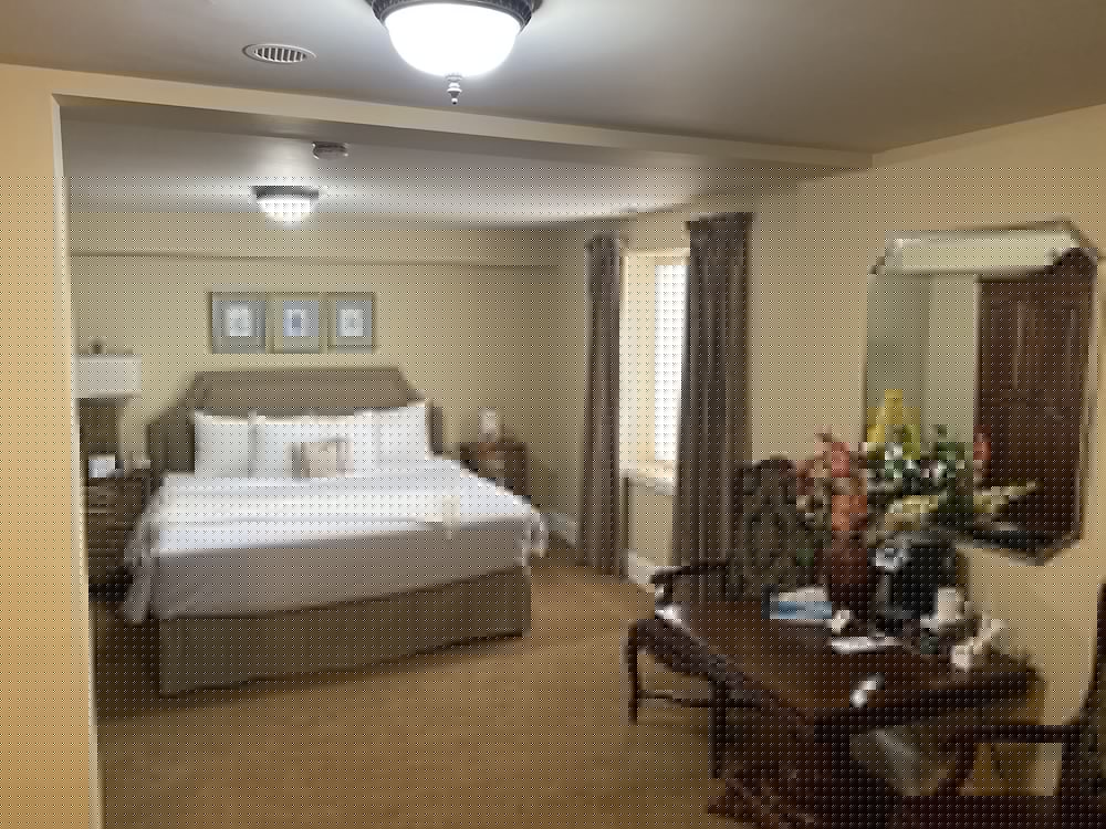 Grant Hall Hotel 14/87
