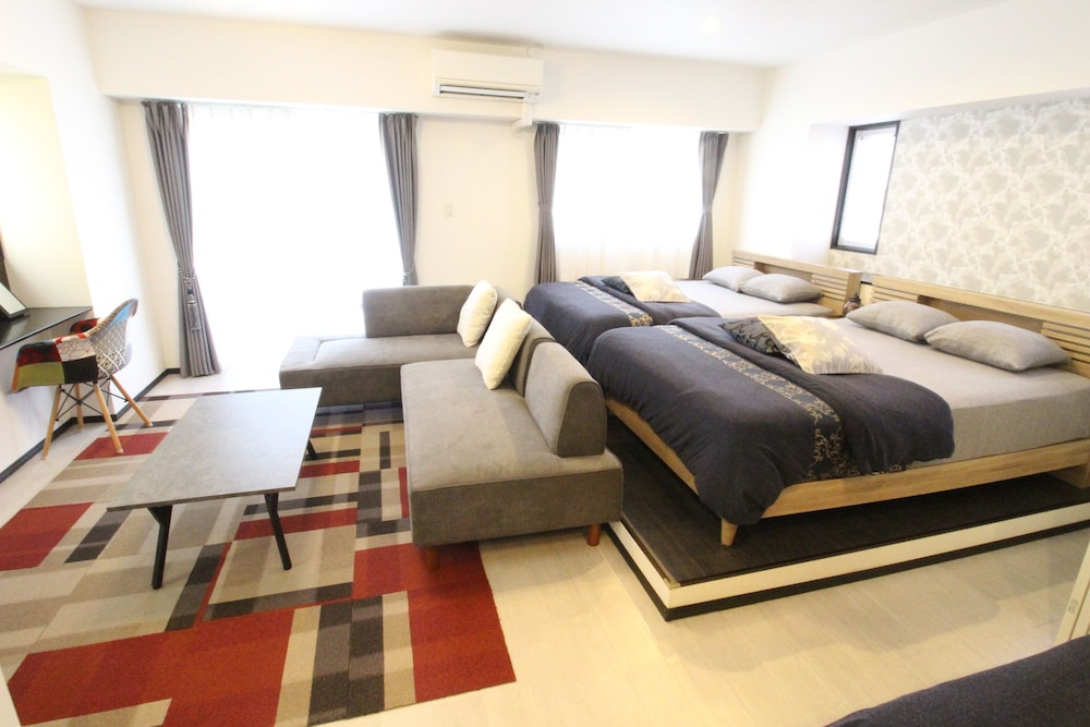 Condominium Felicita Naha 10/40